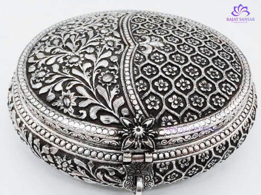 Silver Oxidized Dry Fruit Box – A Royal Touch of Elegance & Utility