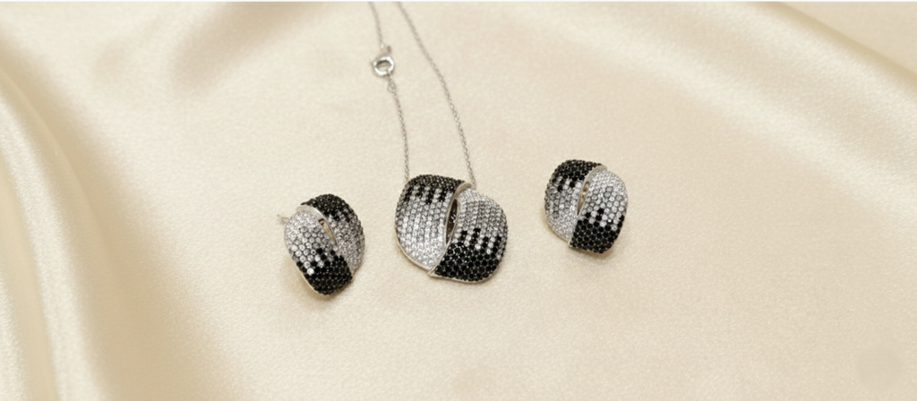 92.5 Sterling Silver Zebra Pattern Pendant Set