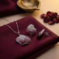92.5 Sterling Silver Shell / Wavy Leaf Design Pendant Set