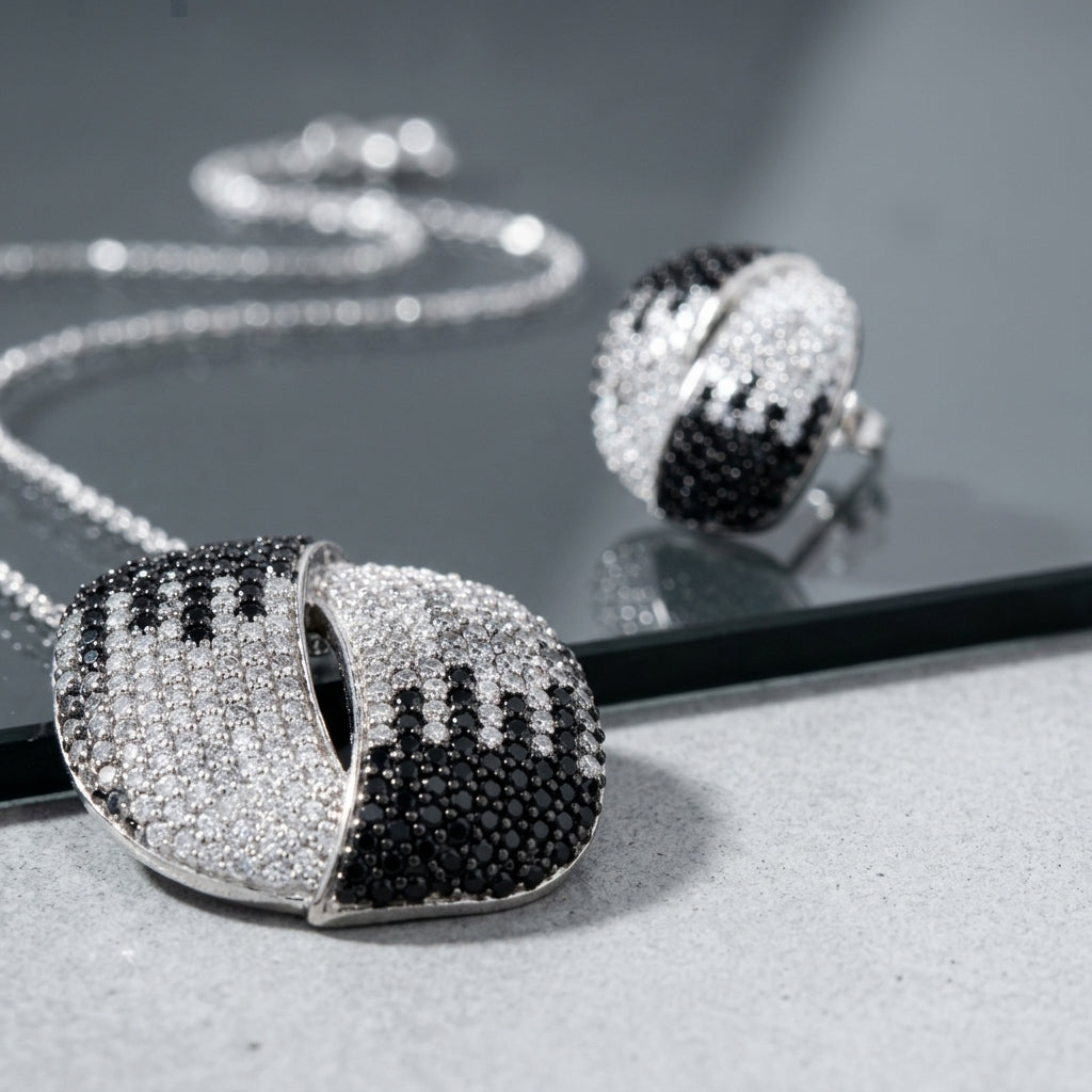 92.5 Sterling Silver Zebra Pattern Pendant Set