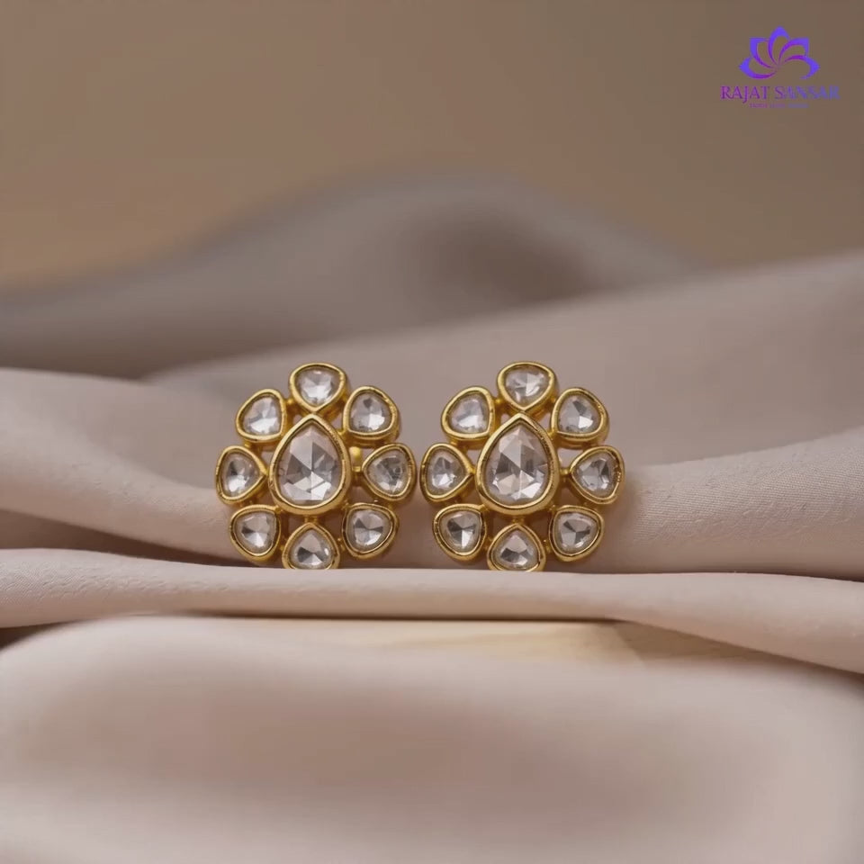 92.5 Silver Polki Floral Pattern Stud Earring