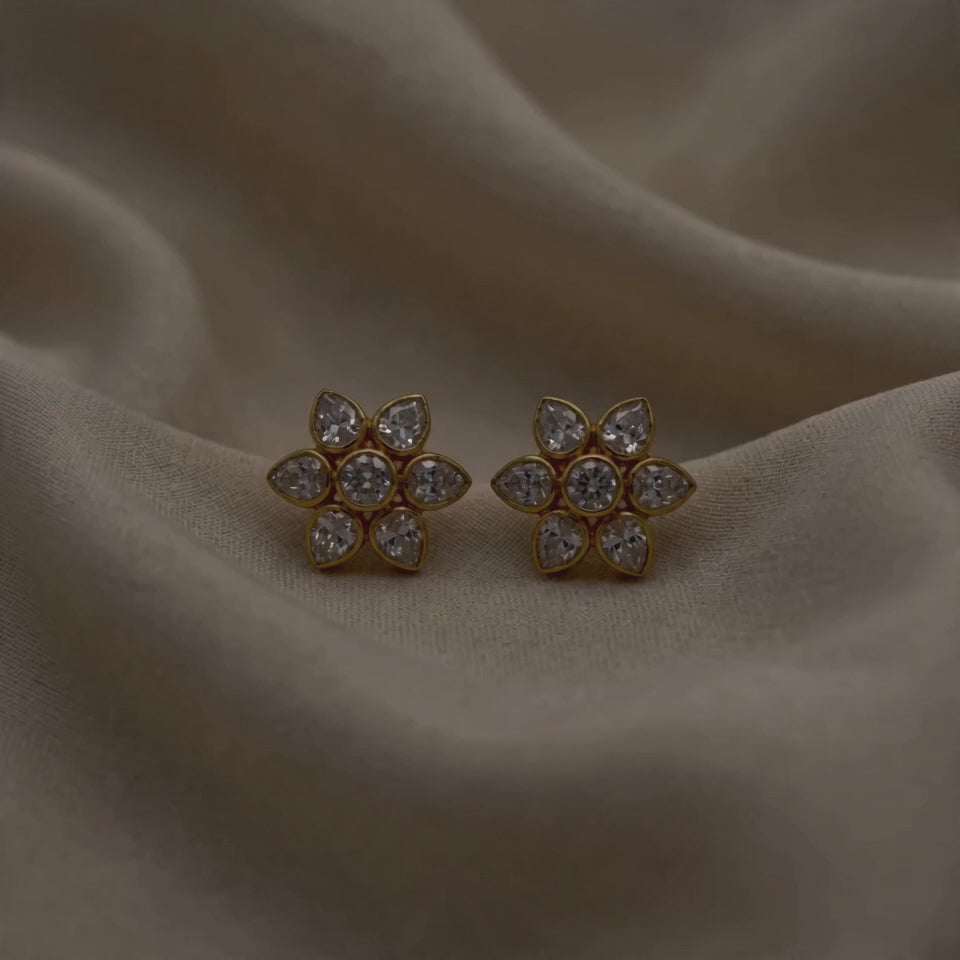 92.5 Silver Blossom Polki Stud Earrings